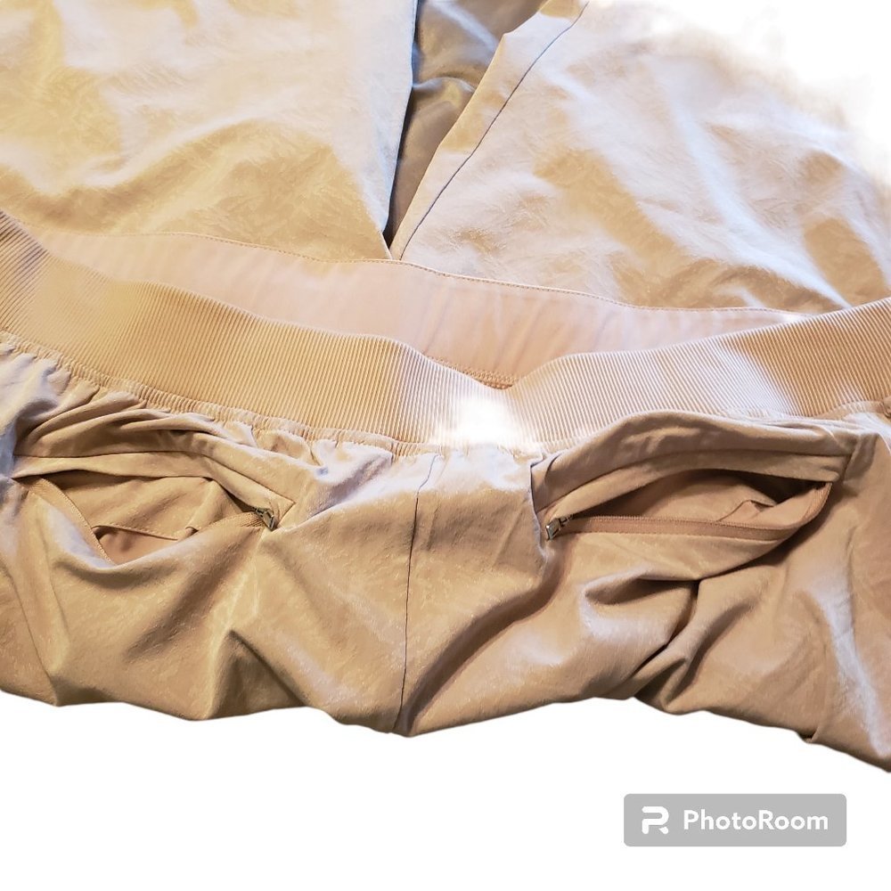 Pants Texture Grain Camo Mocha Latte ATHLETA (22) - Picture 3 of 6